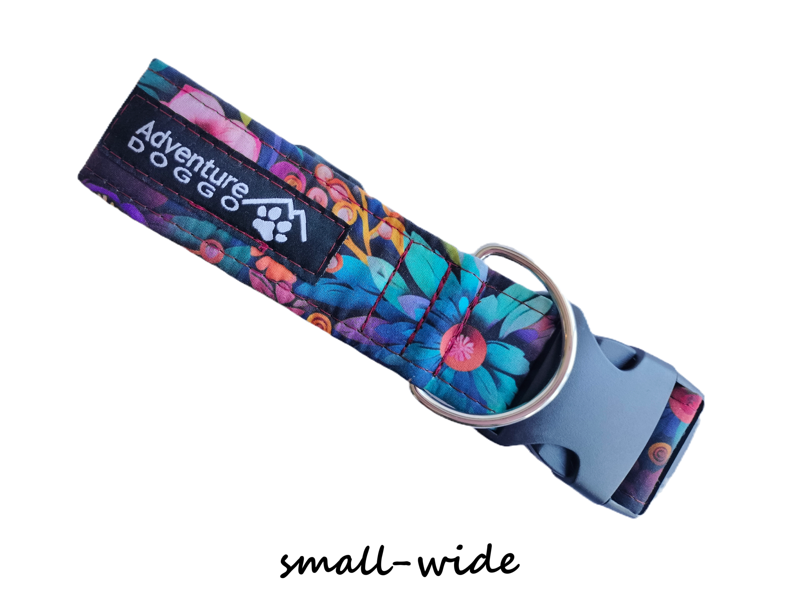 Spring's Bounty Dress Collar, size small-wide, shown clasped