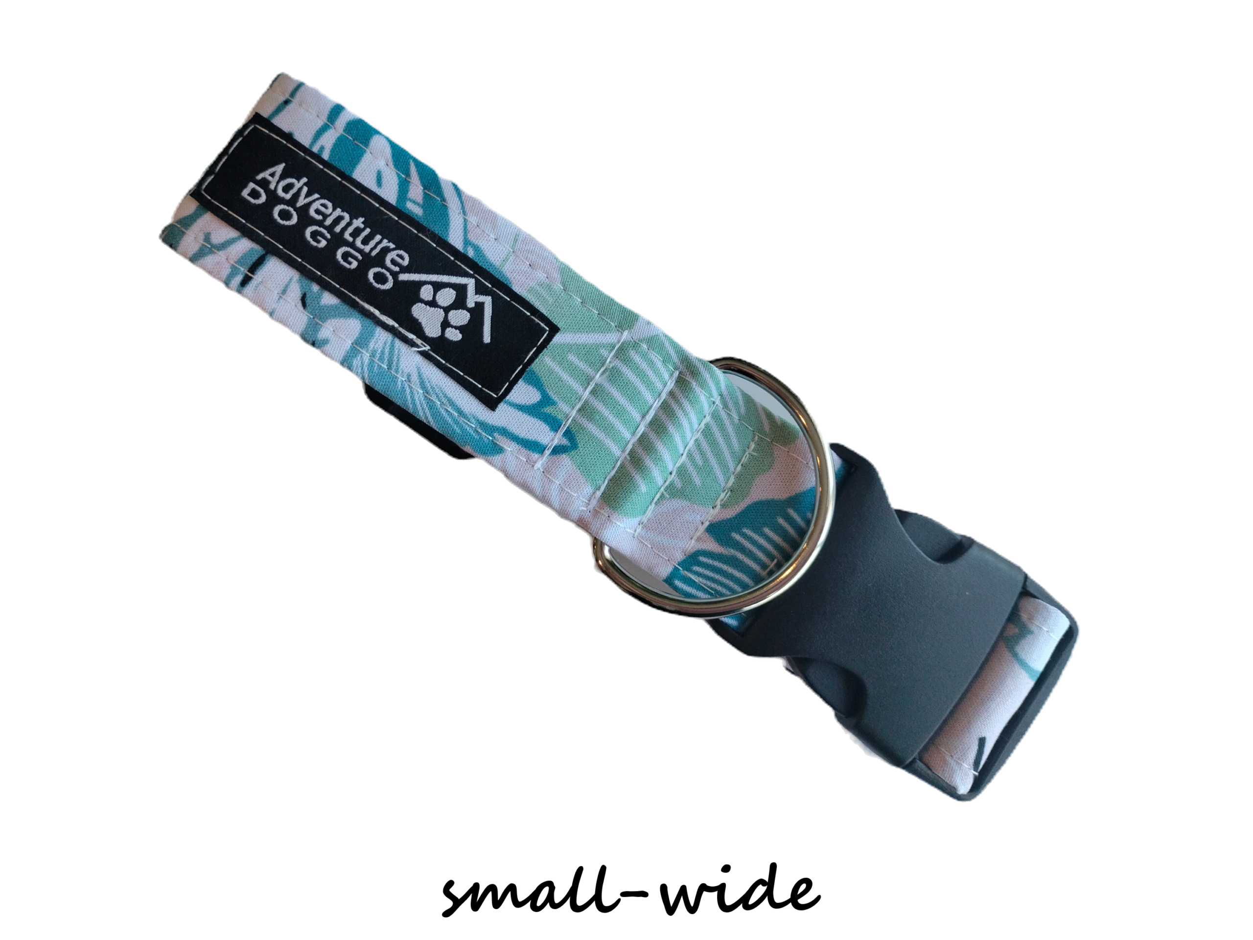 Pastel Jungle Dress Collar, size small-wide, shown clasped